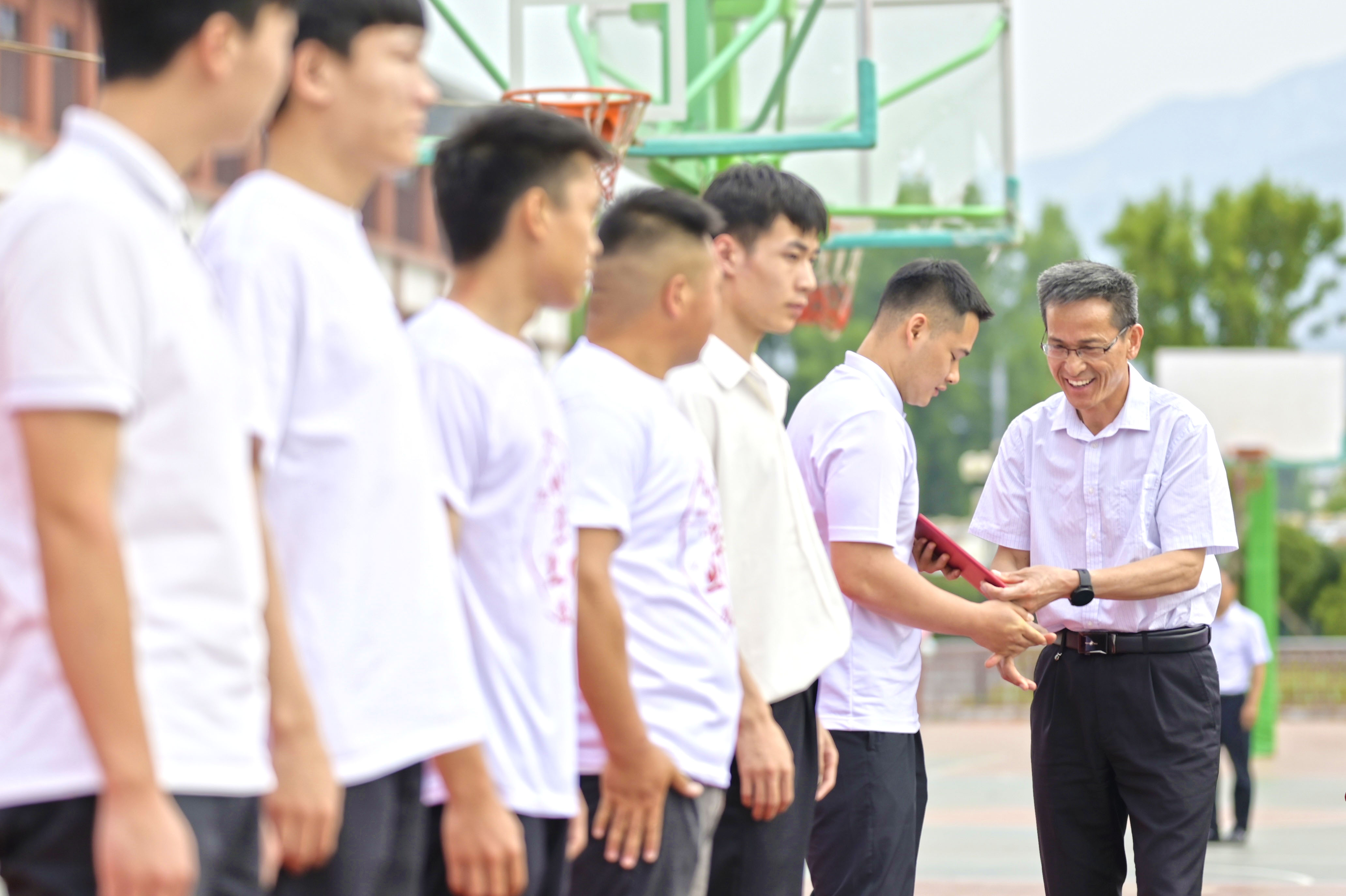 ug环球指定入口图片
