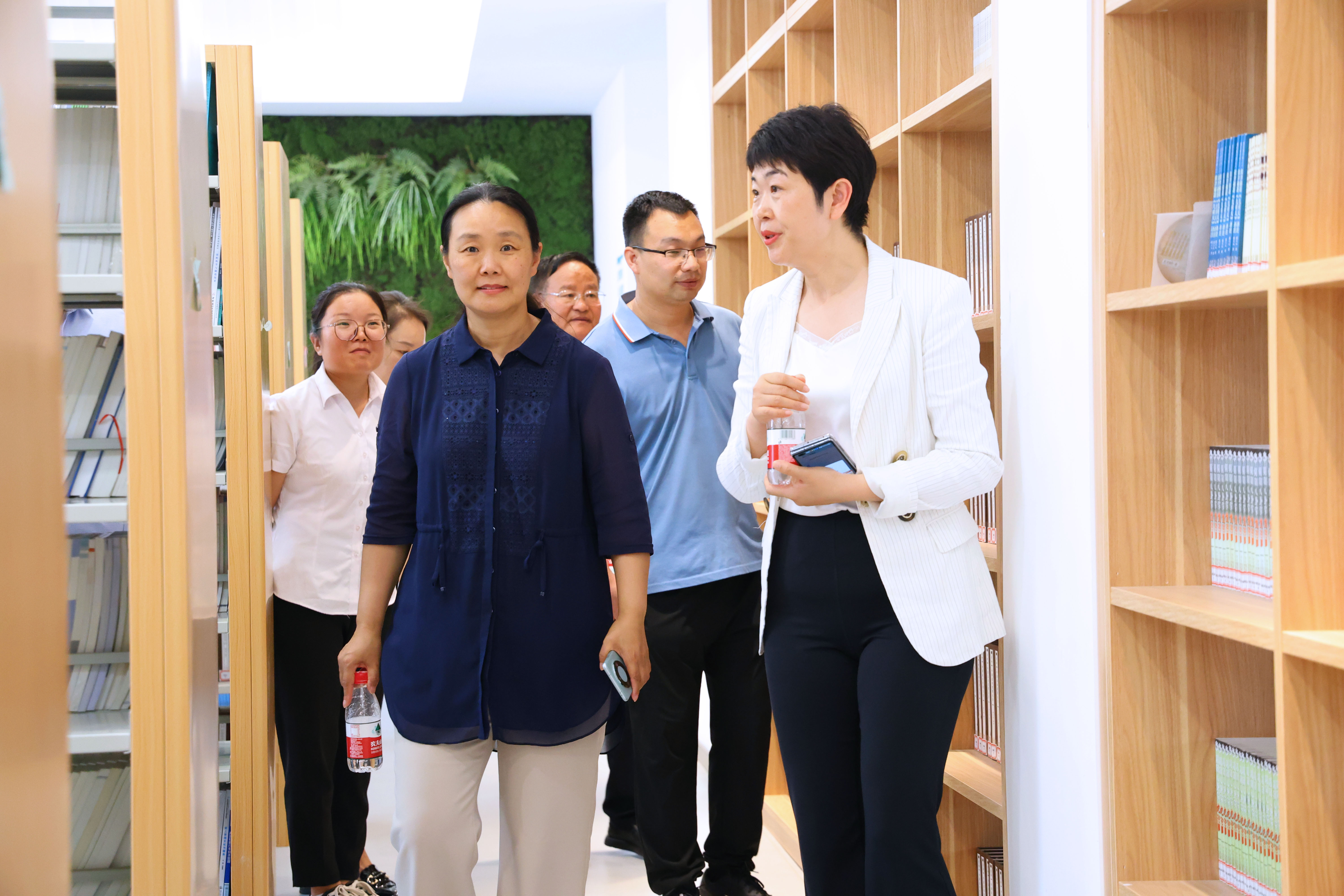 ug环球直播图片