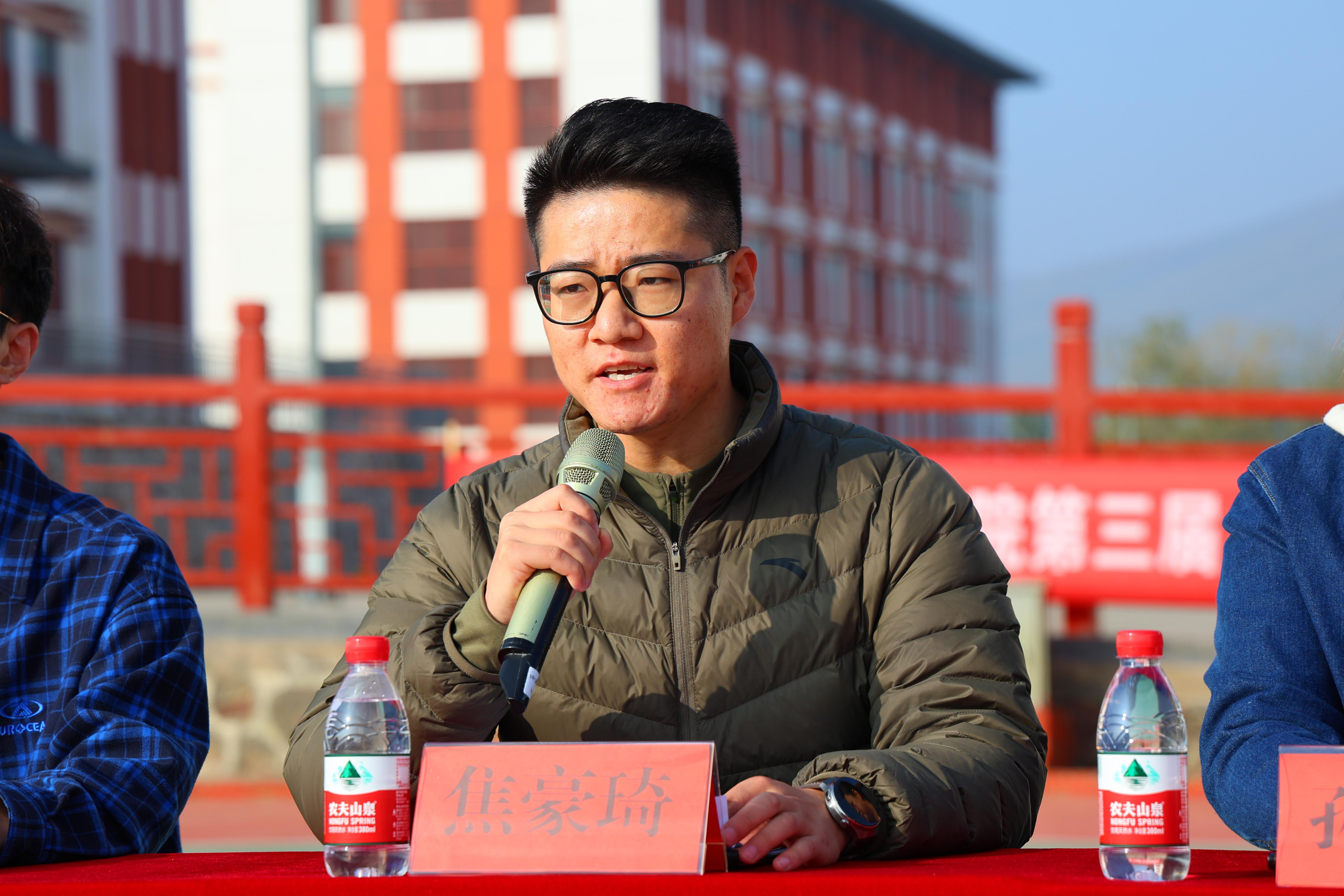 ug环球客户端图片