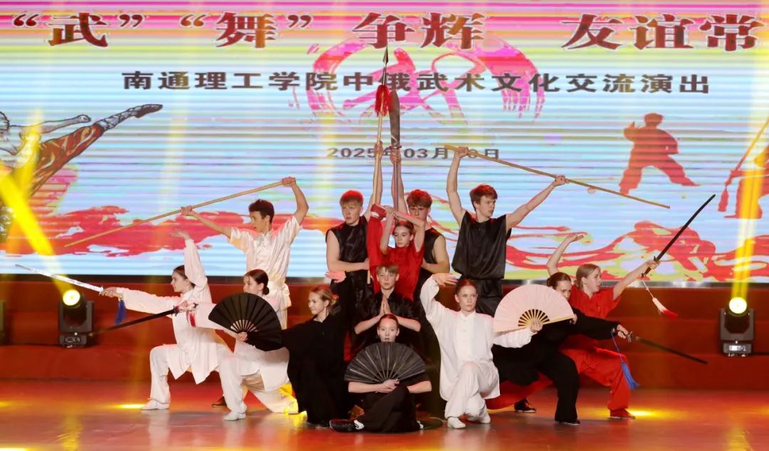 ug环球安全通道图片