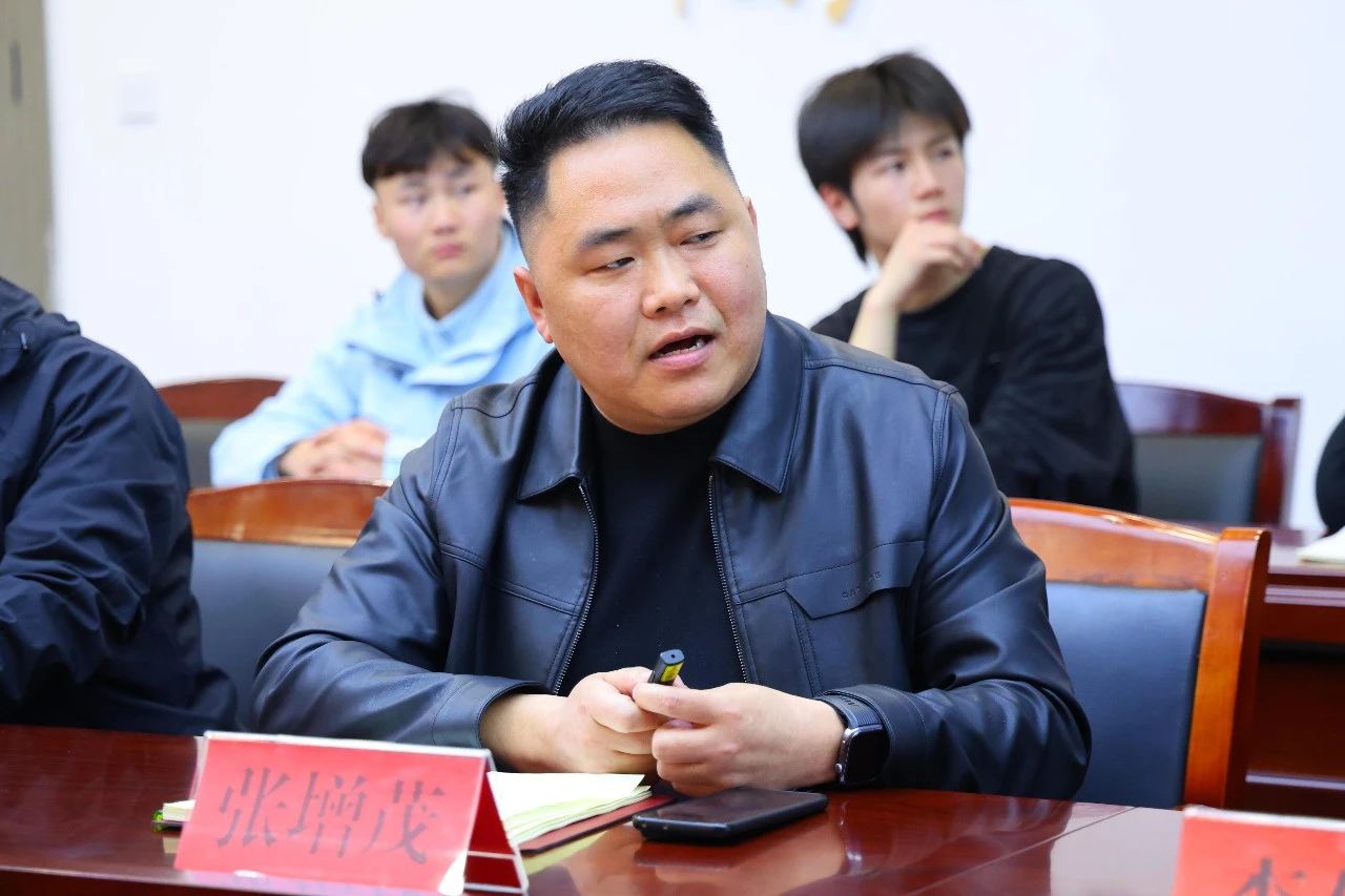 ug环球手机版图片
