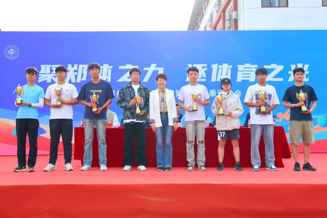 ug环球客户端图片