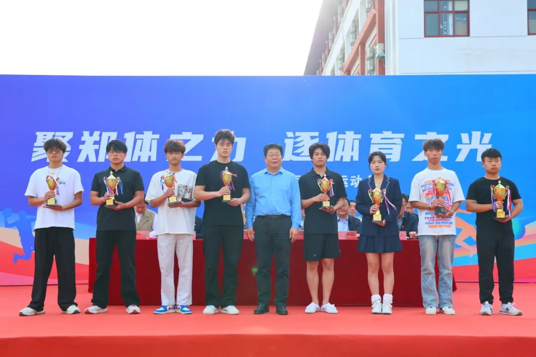 ug环球安全通道图片
