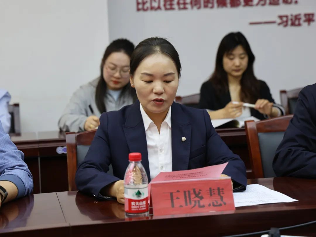 ug环球APP下载图片