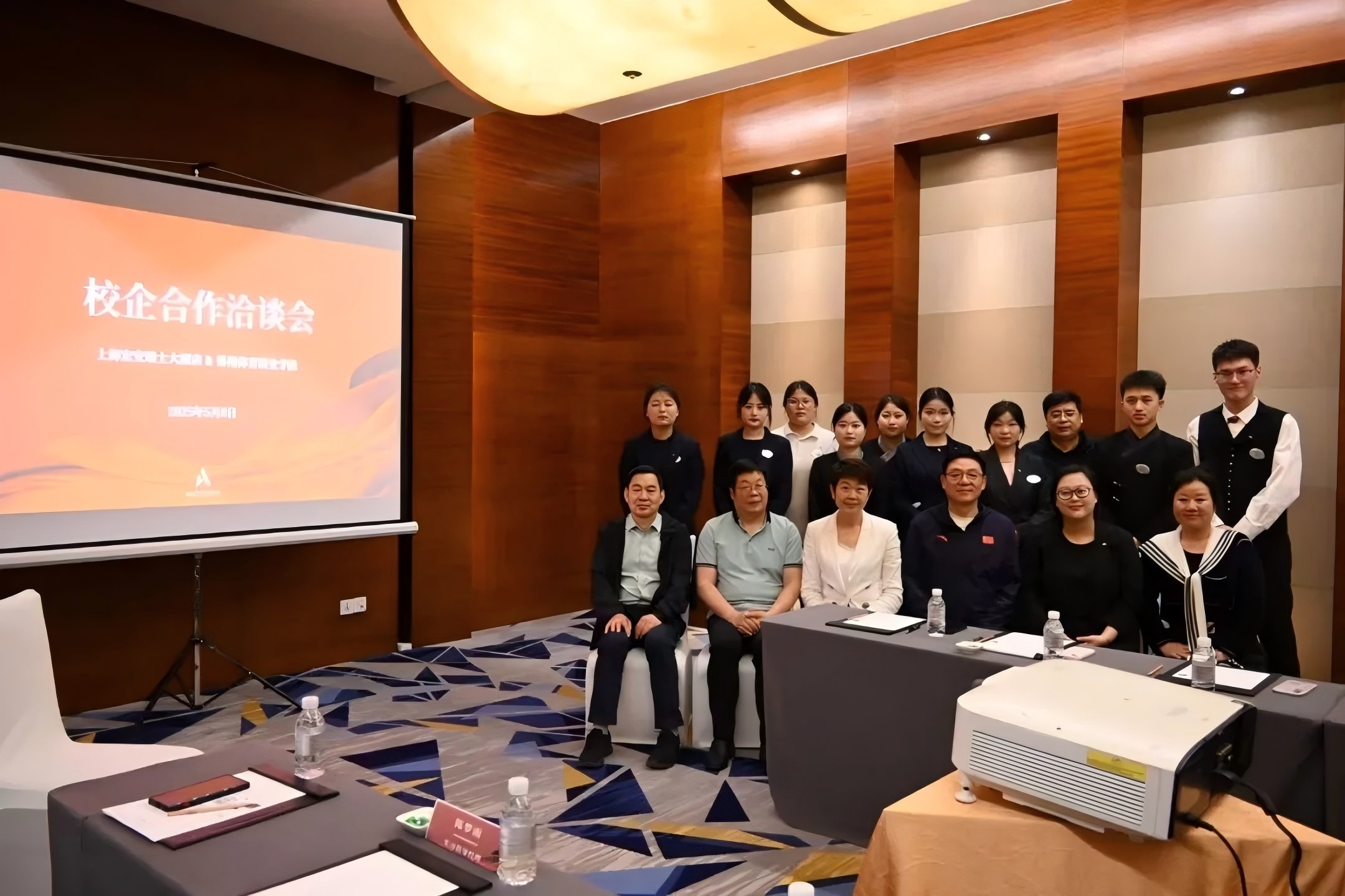 ug环球备用网址图片