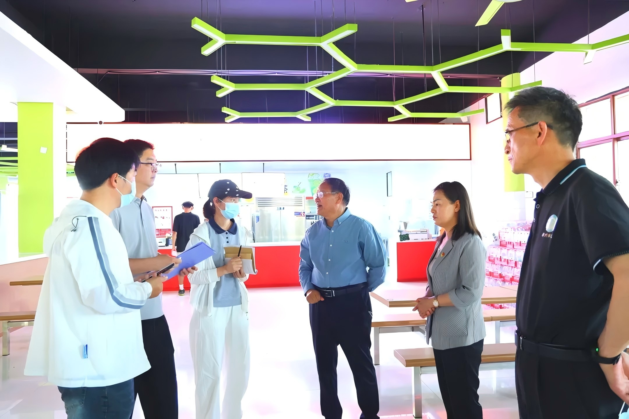 ug环球直播图片