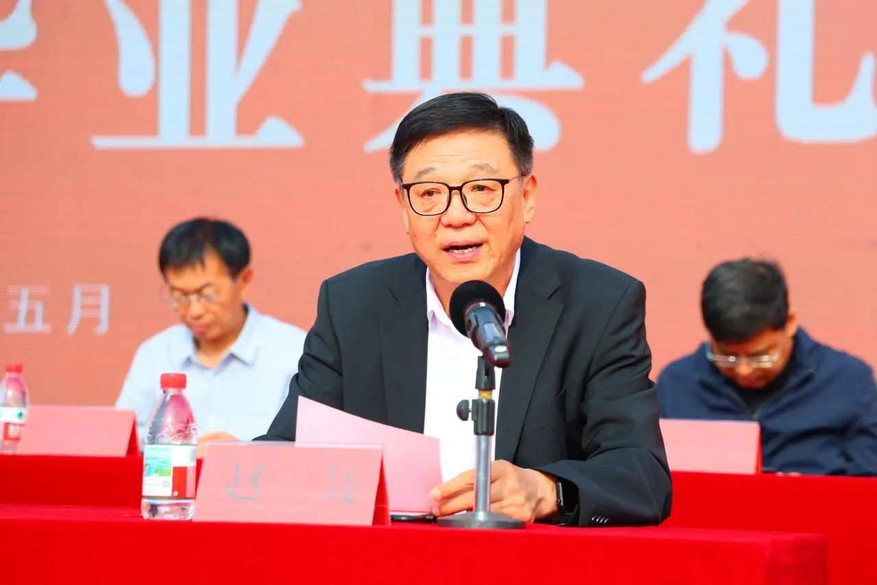ug环球手机版图片