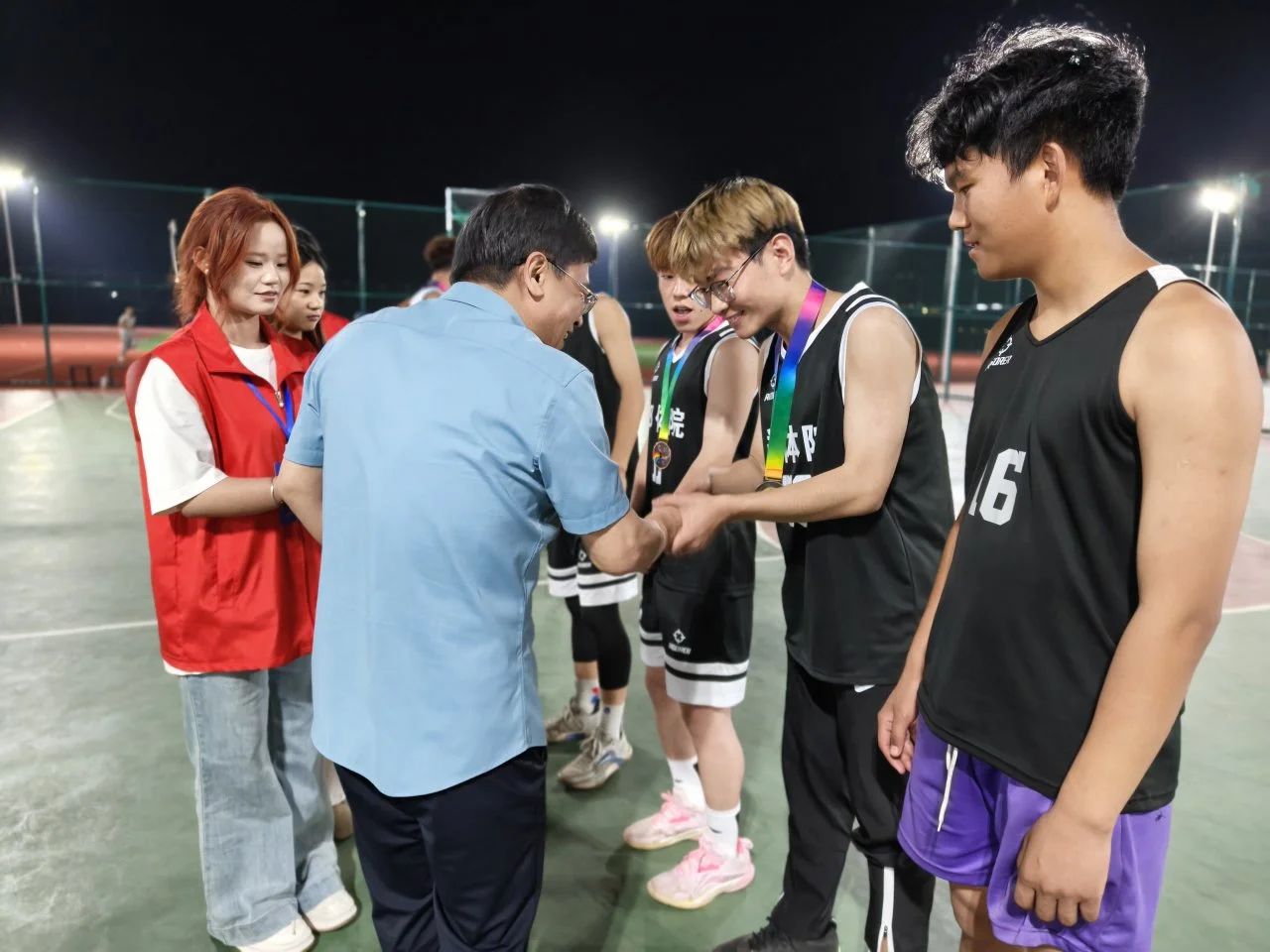 ug环球体育频道图片