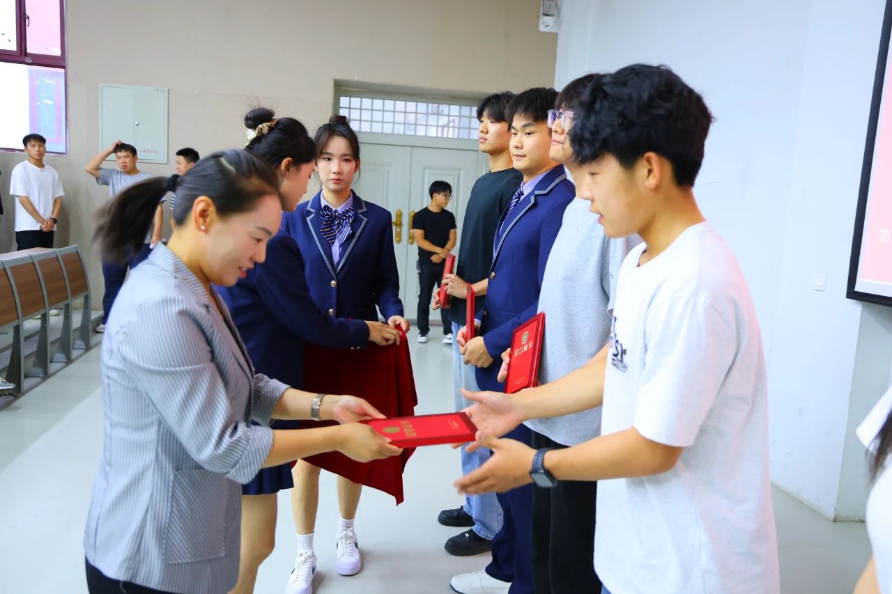 ug环球安全通道图片
