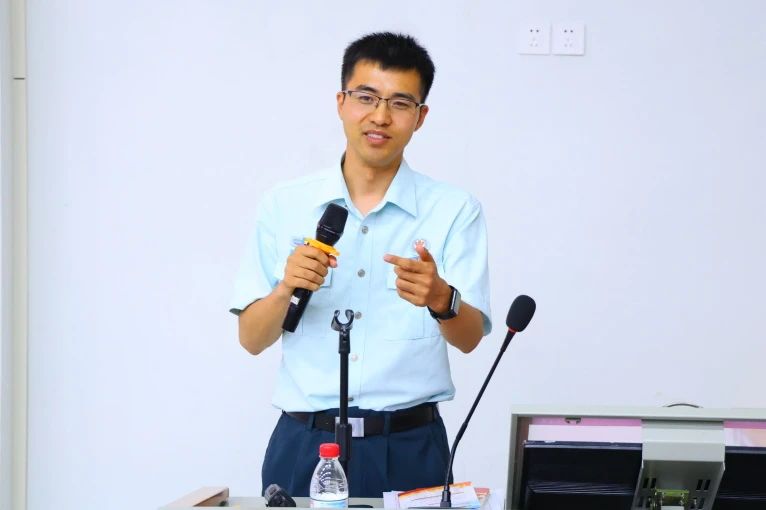 ug环球直播图片