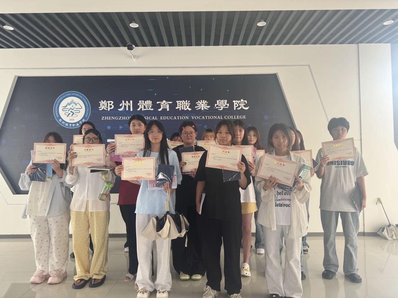 ug环球欧冠直播图片