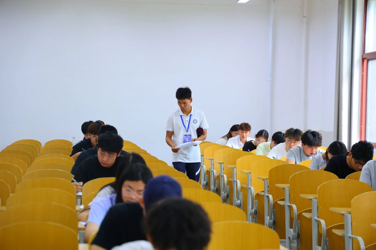 ug环球安全通道图片