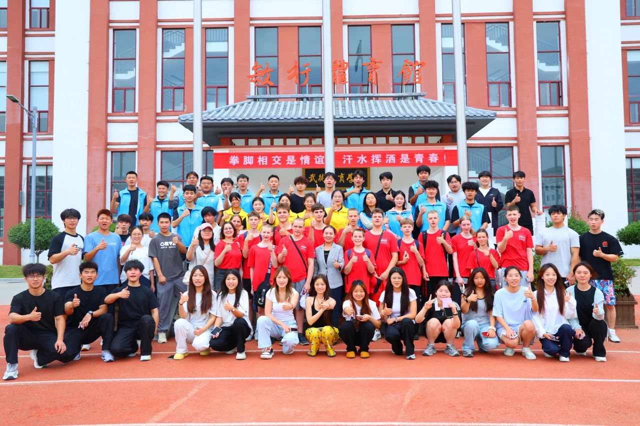 ug环球客户端图片