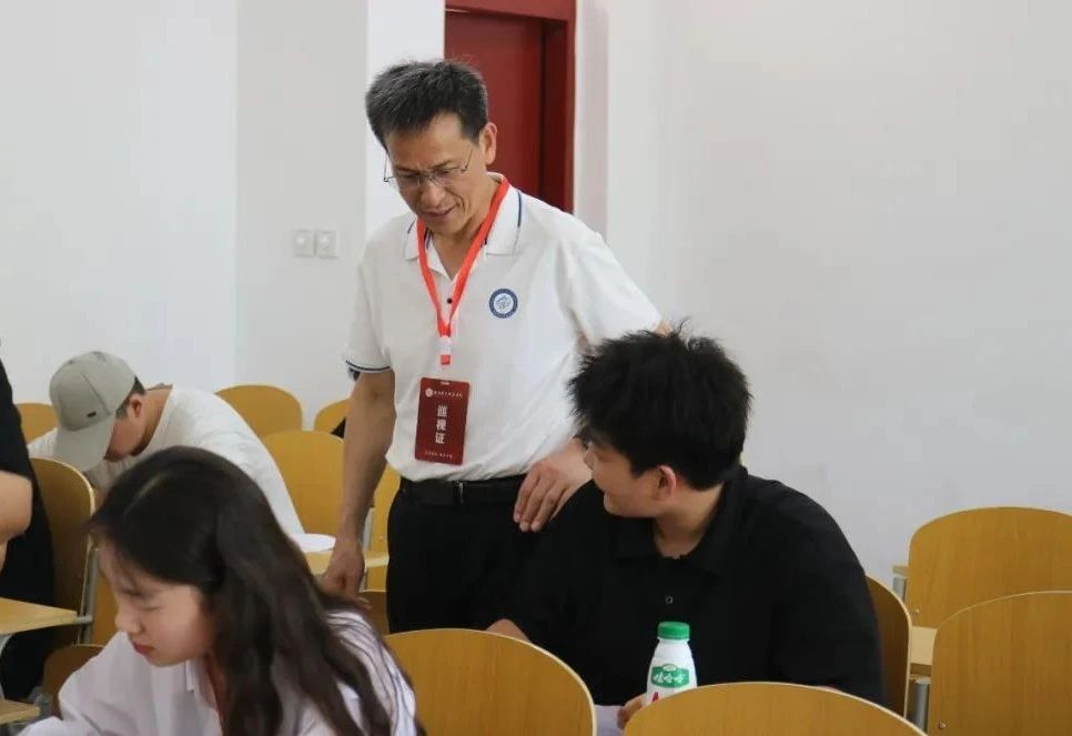 ug环球手机版图片