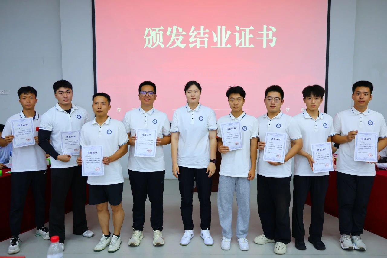 ug环球手机版图片