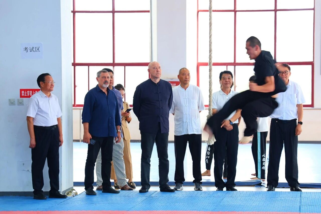 ug环球指定入口图片