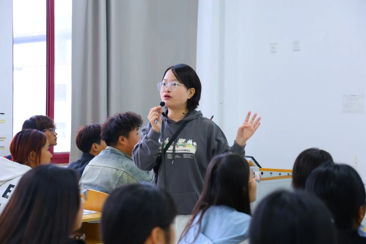 ug环球客户端图片