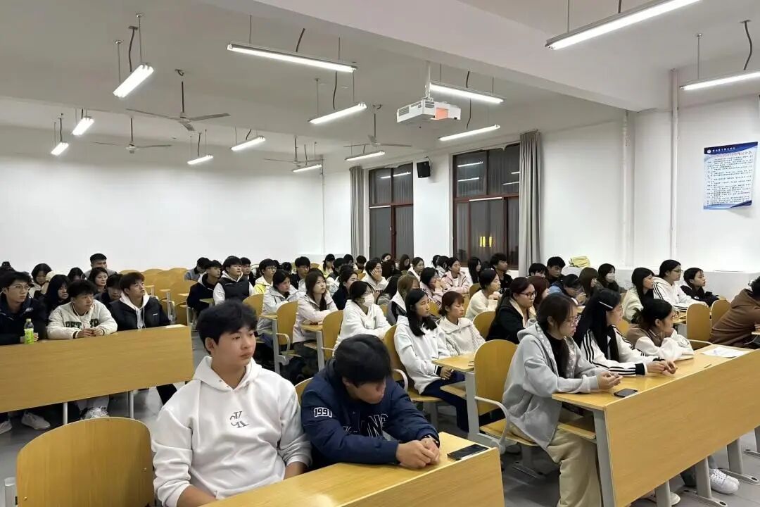 ug环球客户端图片