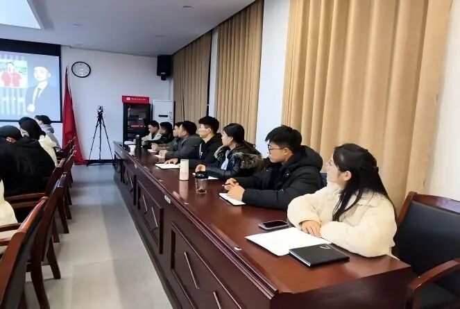 ug环球安全通道图片