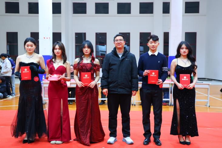 ug环球赛事资讯平台图片