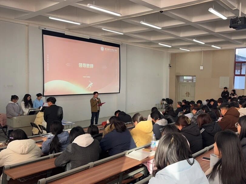 ug环球APP下载图片
