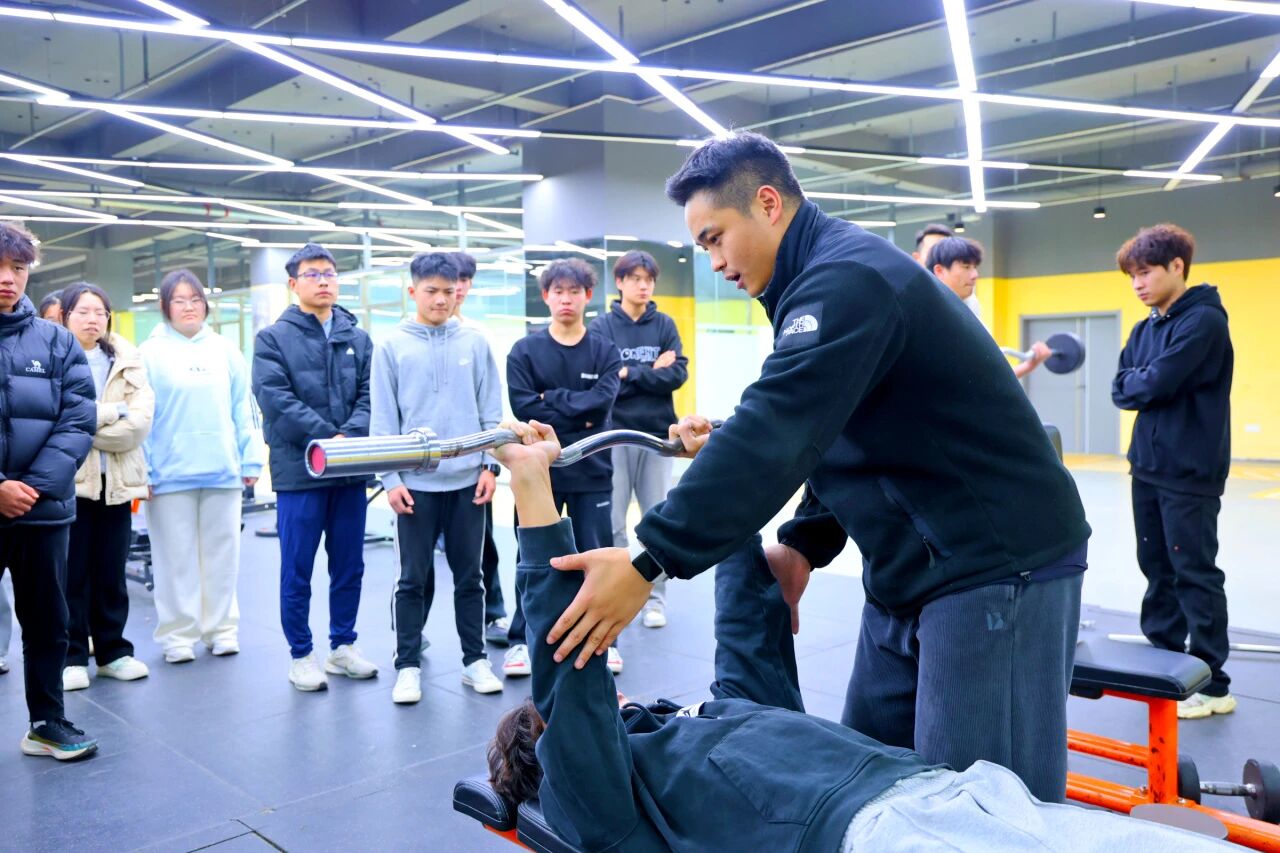 ug环球超级联赛图片