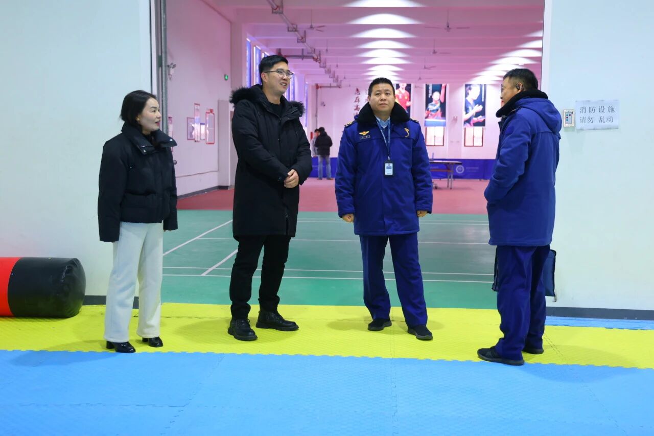 ug环球手机版图片