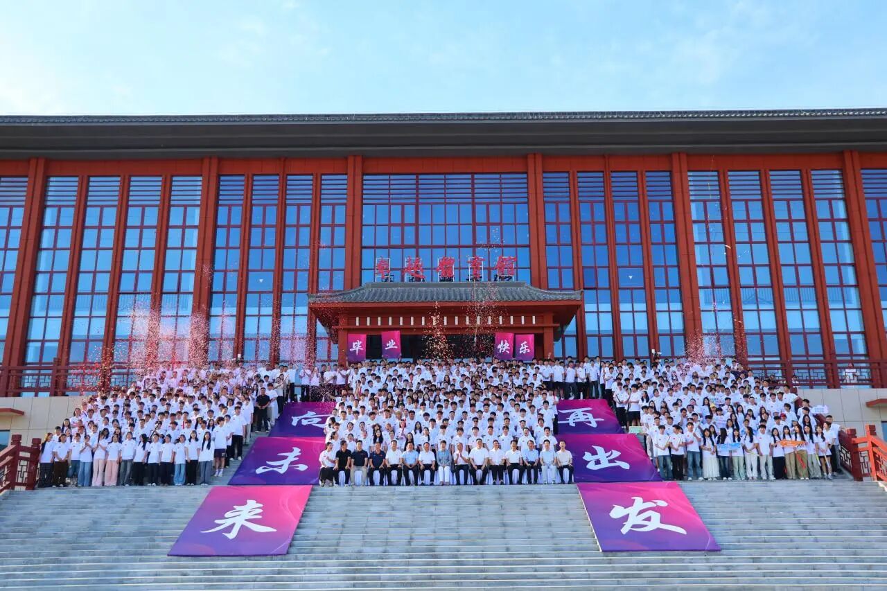 ug环球客户端图片